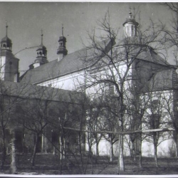 1. Klasztor i kościół w Hebdowie